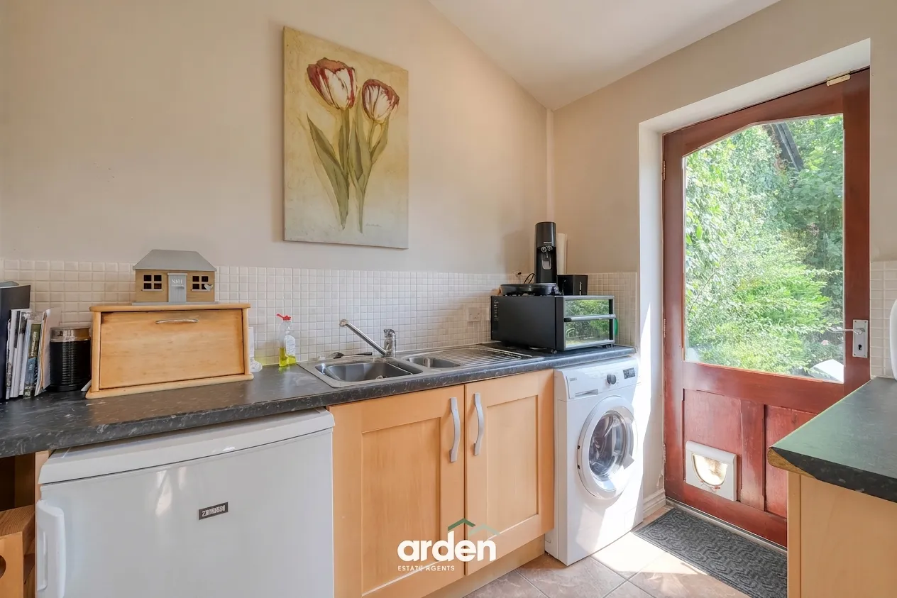 Stoke Road, Bromsgrove, B60, photo 6
