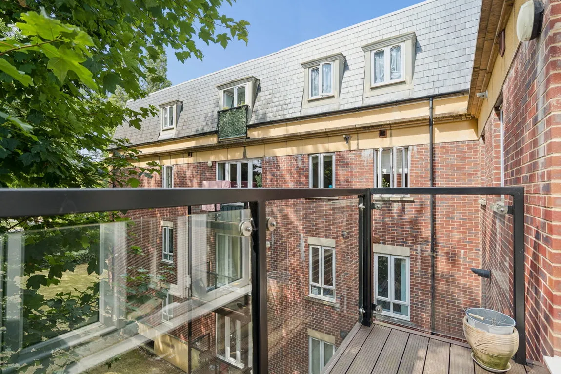 Marsh Road, Pinner, HA5, photo 9