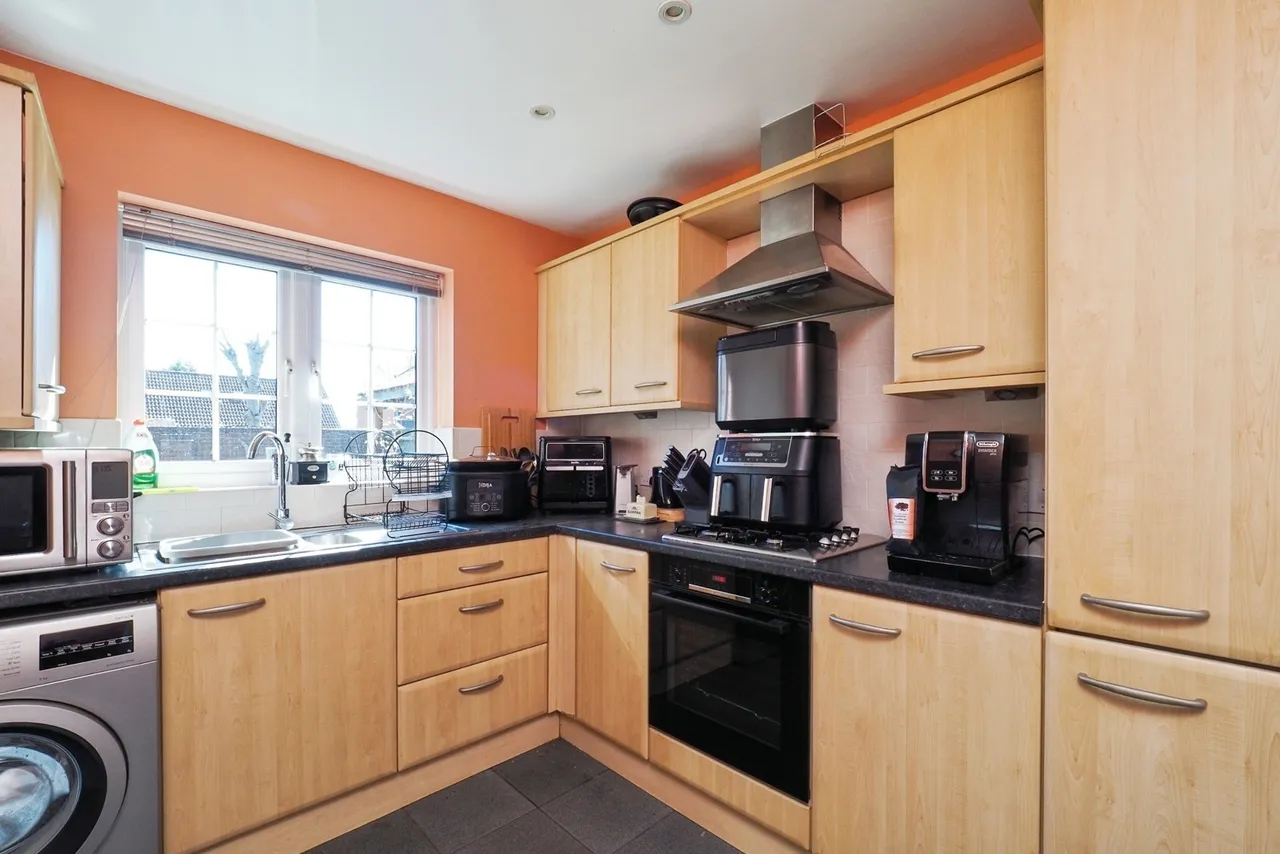 Ravenstone Court, Hucknall, Nottingham, Nottinghamshire, NG15, photo 6