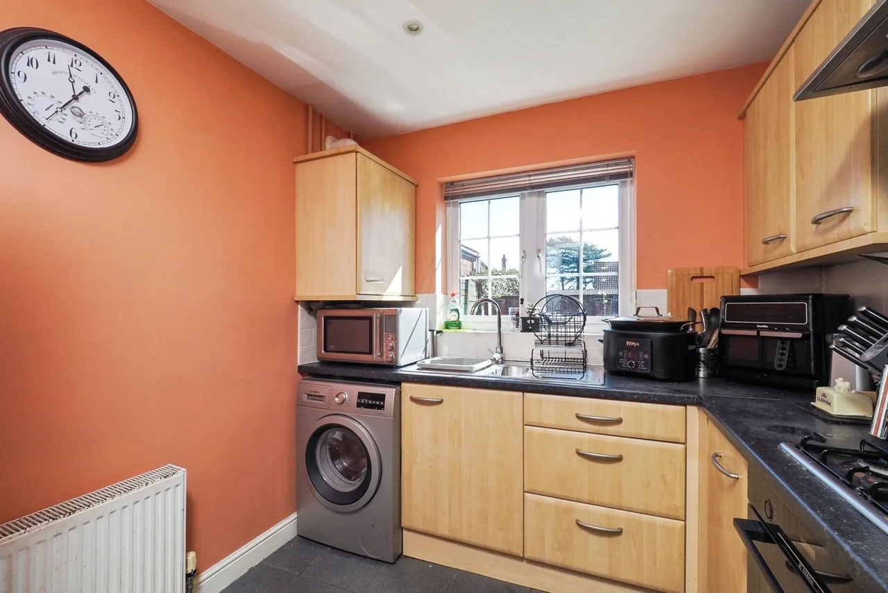 Ravenstone Court, Hucknall, Nottingham, Nottinghamshire, NG15, photo 7