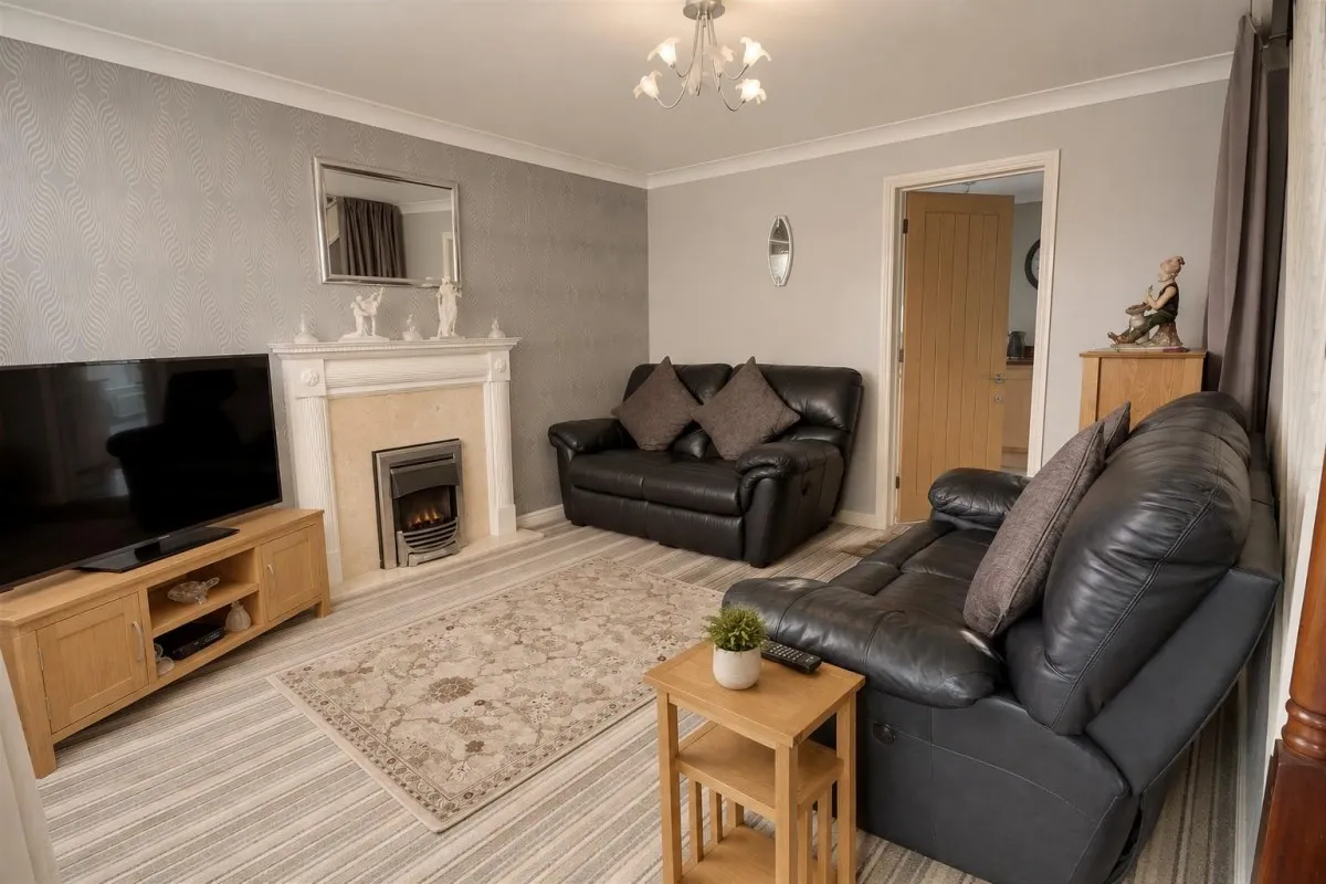 Berkeley Close, Hucclecote, GL3, photo 5