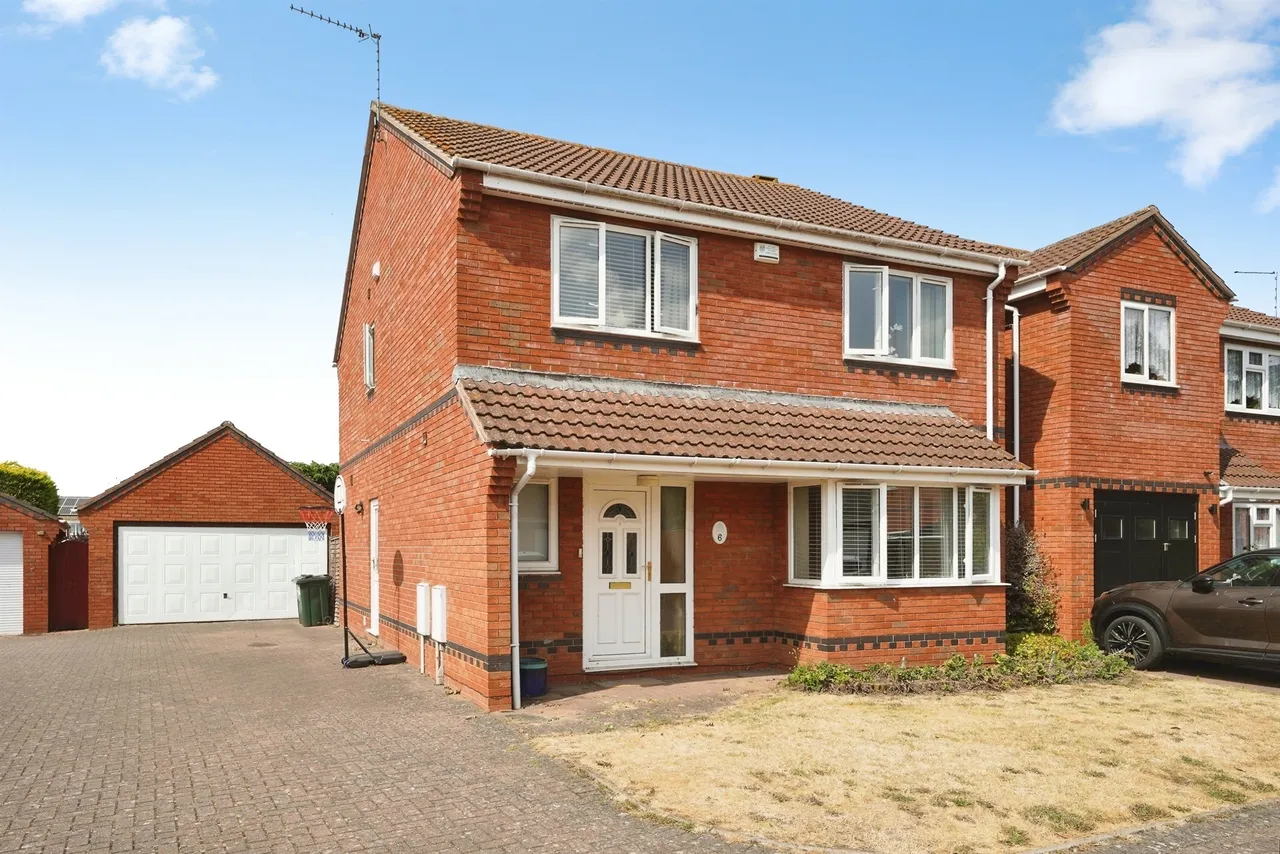 4 bed house for sale, Christina Close, Kempsey, WR5
