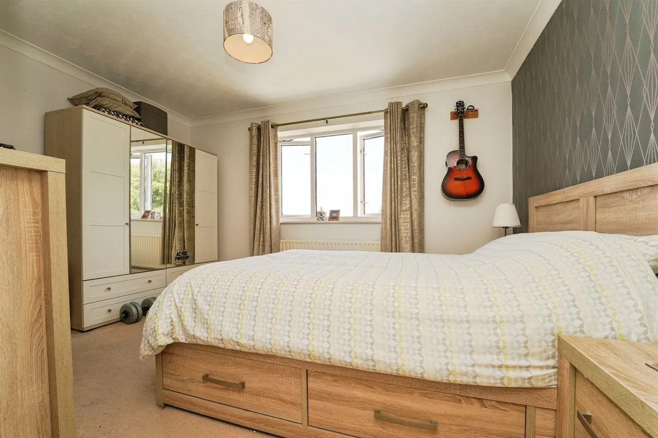 Christina Close, Kempsey, WR5, photo 18