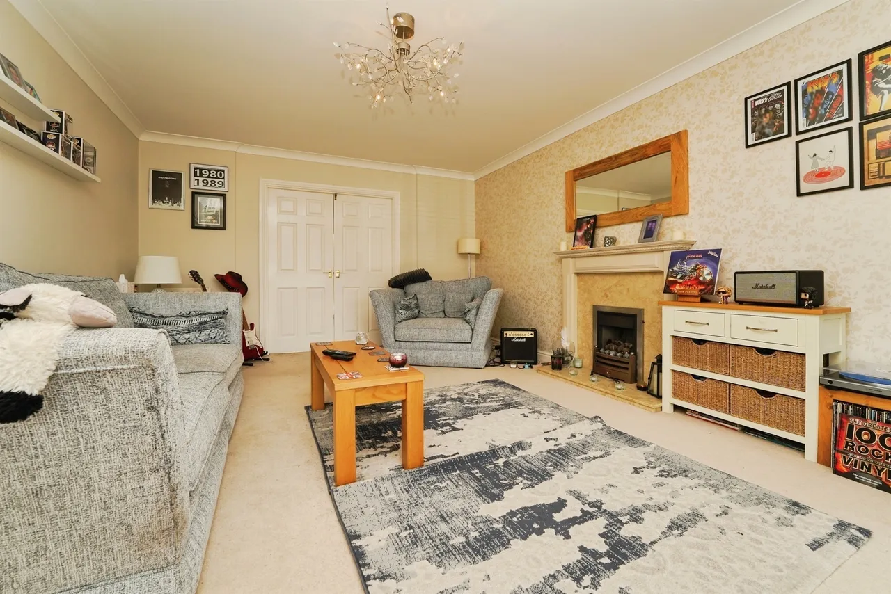 Christina Close, Kempsey, WR5, photo 14