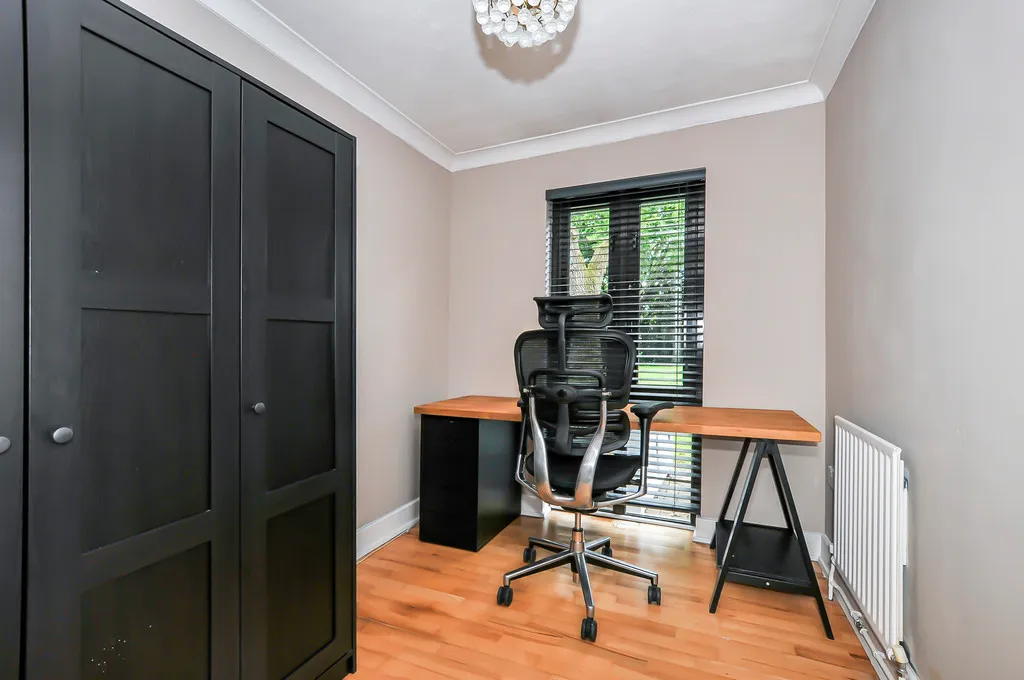 Robinwood Grove, Hillingdon, UB8, photo 20