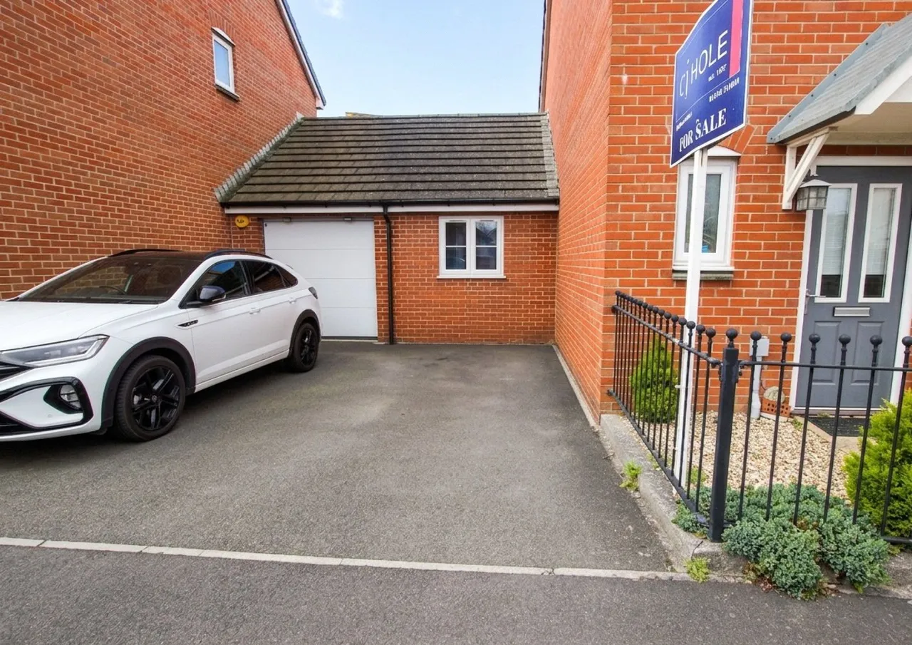 Millstone Close, Weston-super-Mare, BS24, photo 17