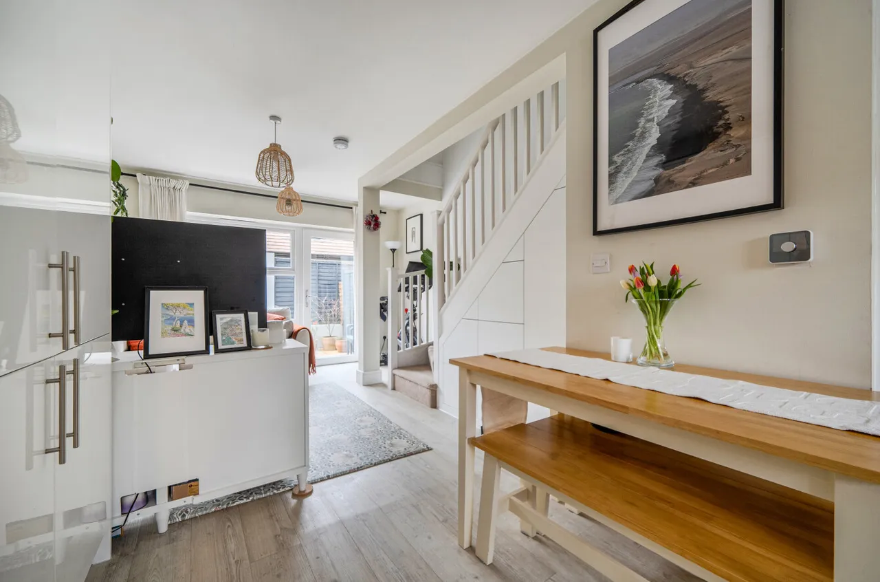 Catteshall Lane, Godalming, GU7, photo 8