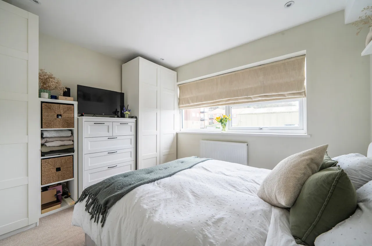 Catteshall Lane, Godalming, GU7, photo 15