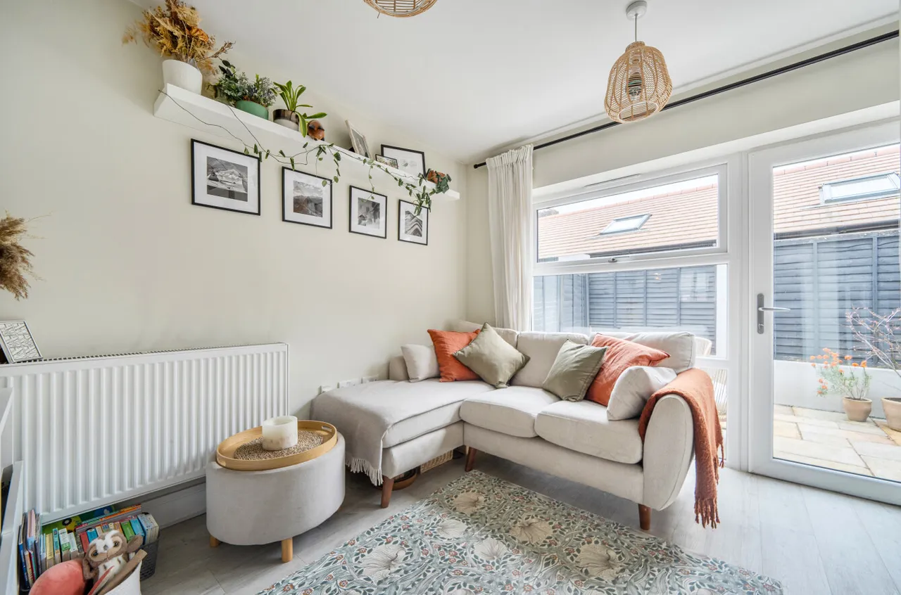 Catteshall Lane, Godalming, GU7, photo 9