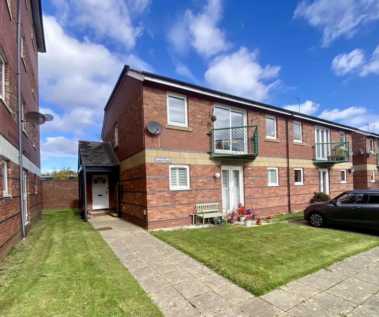 2 bed flat to rent — Admiral House, Tynemouth
