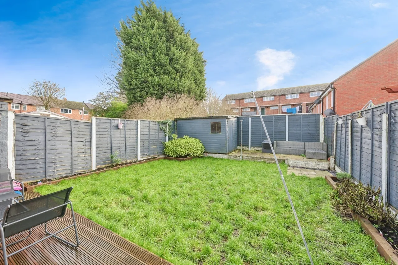 Milton Avenue, Tamworth, Staffordshire, B79, photo 22