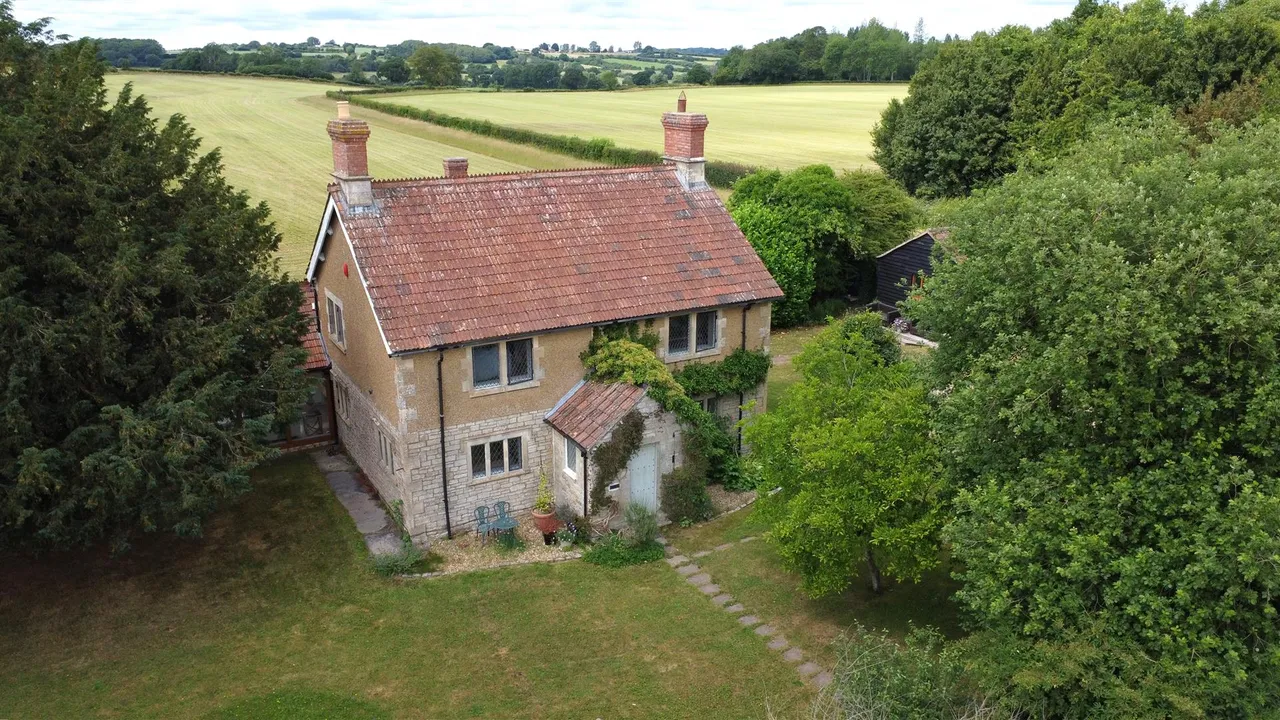 4 bed house for sale, Hilmarton, Calne, SN11