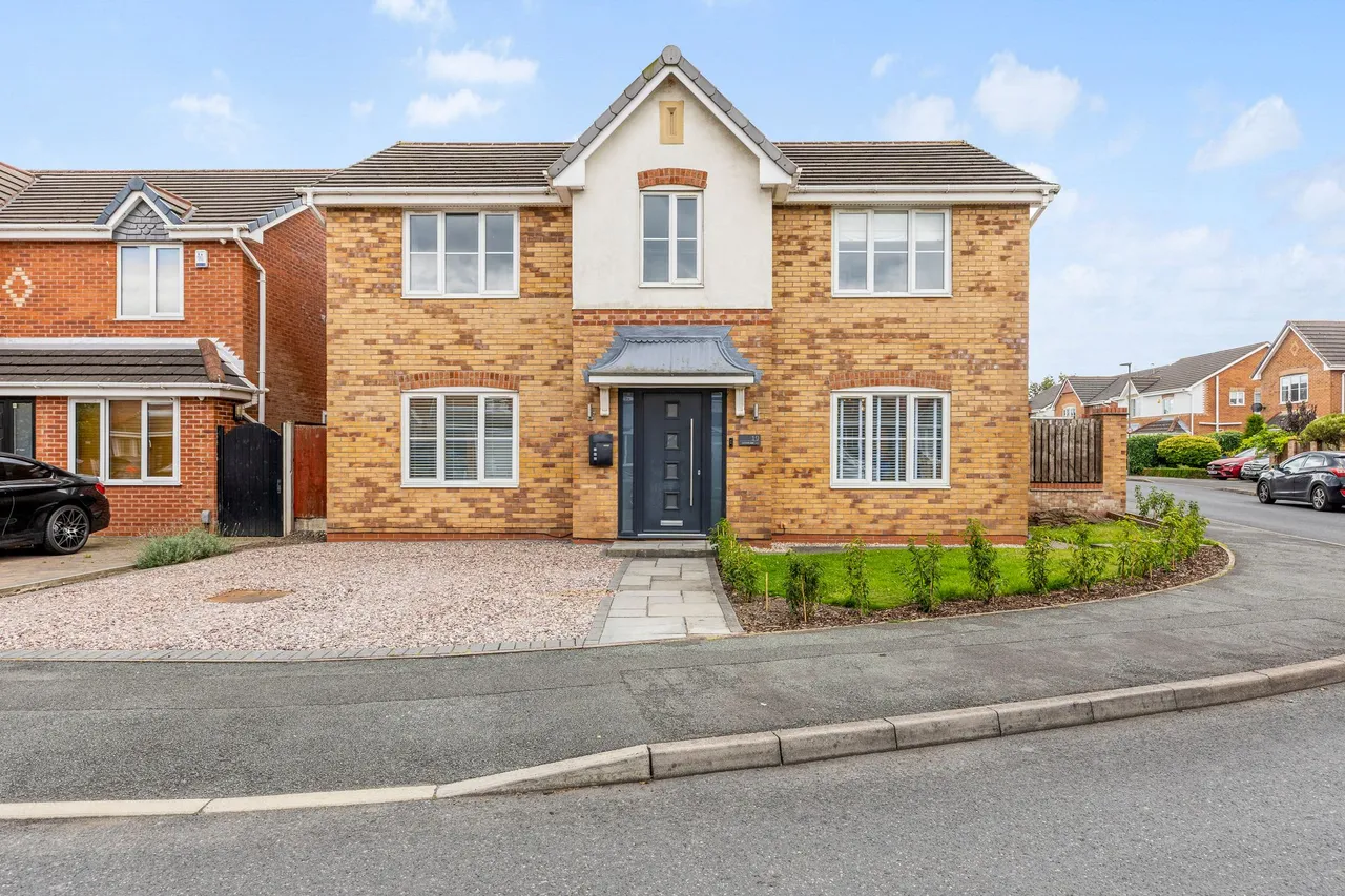 Brambling Way, Lowton, Warrington, Warrington, WA3 2GS, photo 5