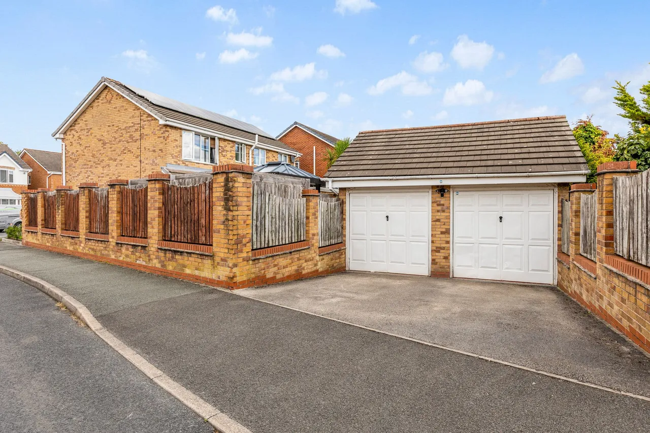 Brambling Way, Lowton, Warrington, Warrington, WA3 2GS, photo 27