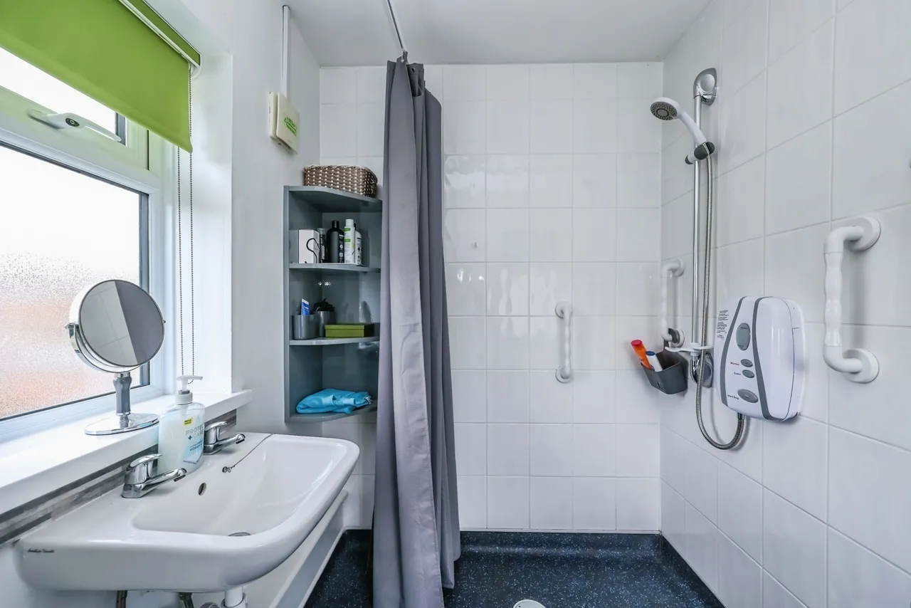 Avebury Close, Nottingham, Nottinghamshire, NG11, photo 10