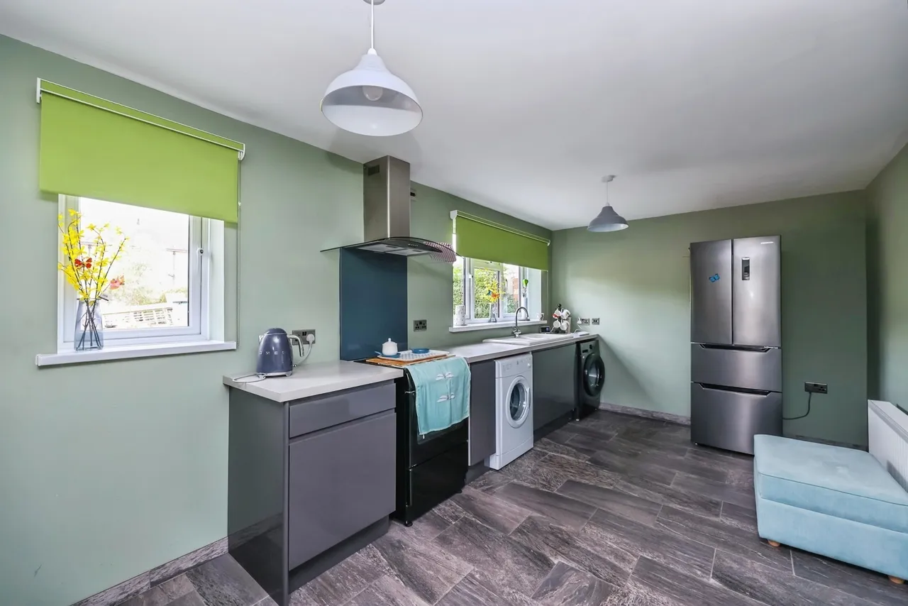 Avebury Close, Nottingham, Nottinghamshire, NG11, photo 6
