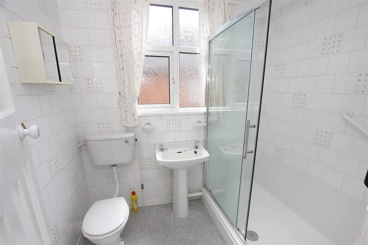 Comber Road, Bournemouth, photo 12