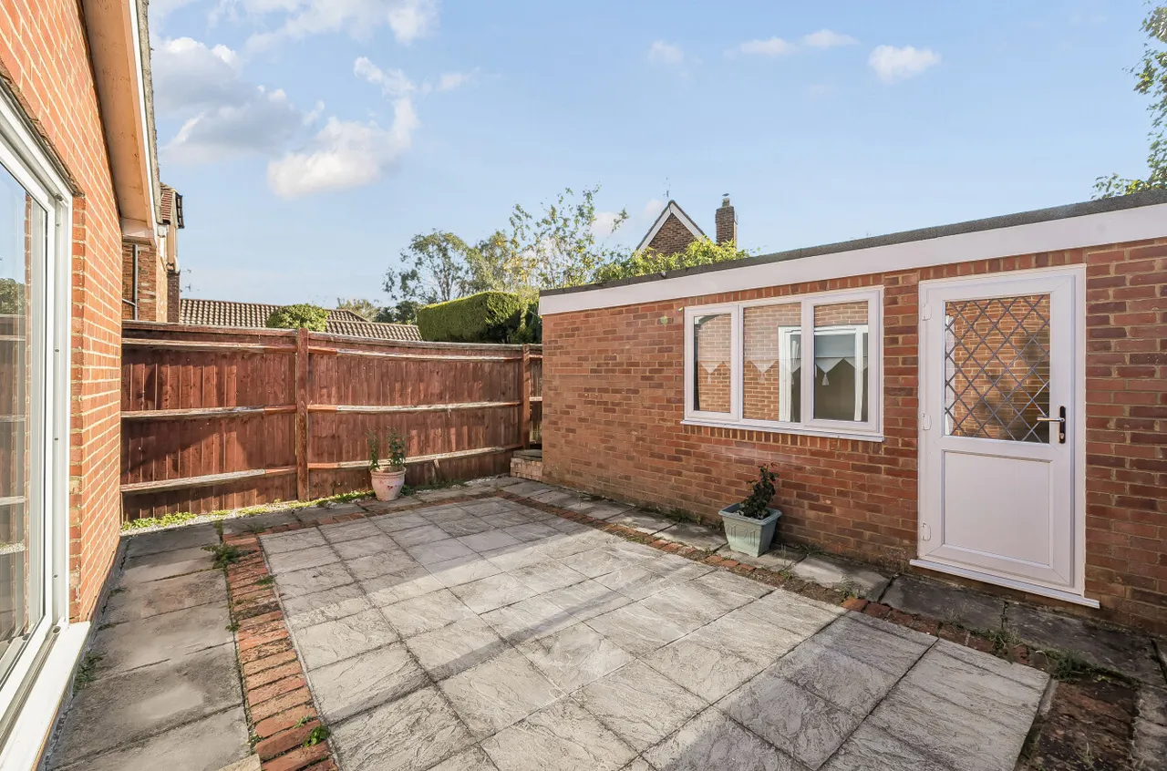 Doles Lane, Wokingham, Berkshire, RG41 4EB, photo 15