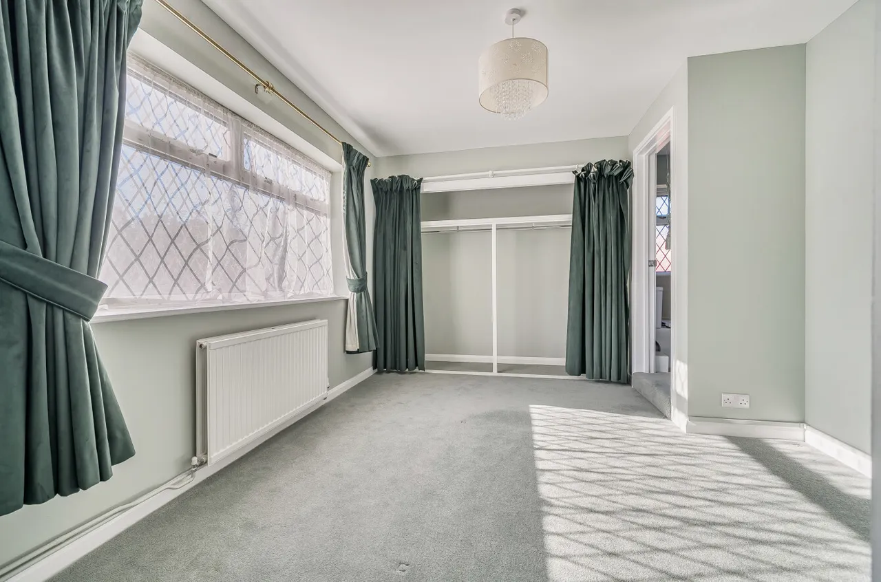 Doles Lane, Wokingham, Berkshire, RG41 4EB, photo 12