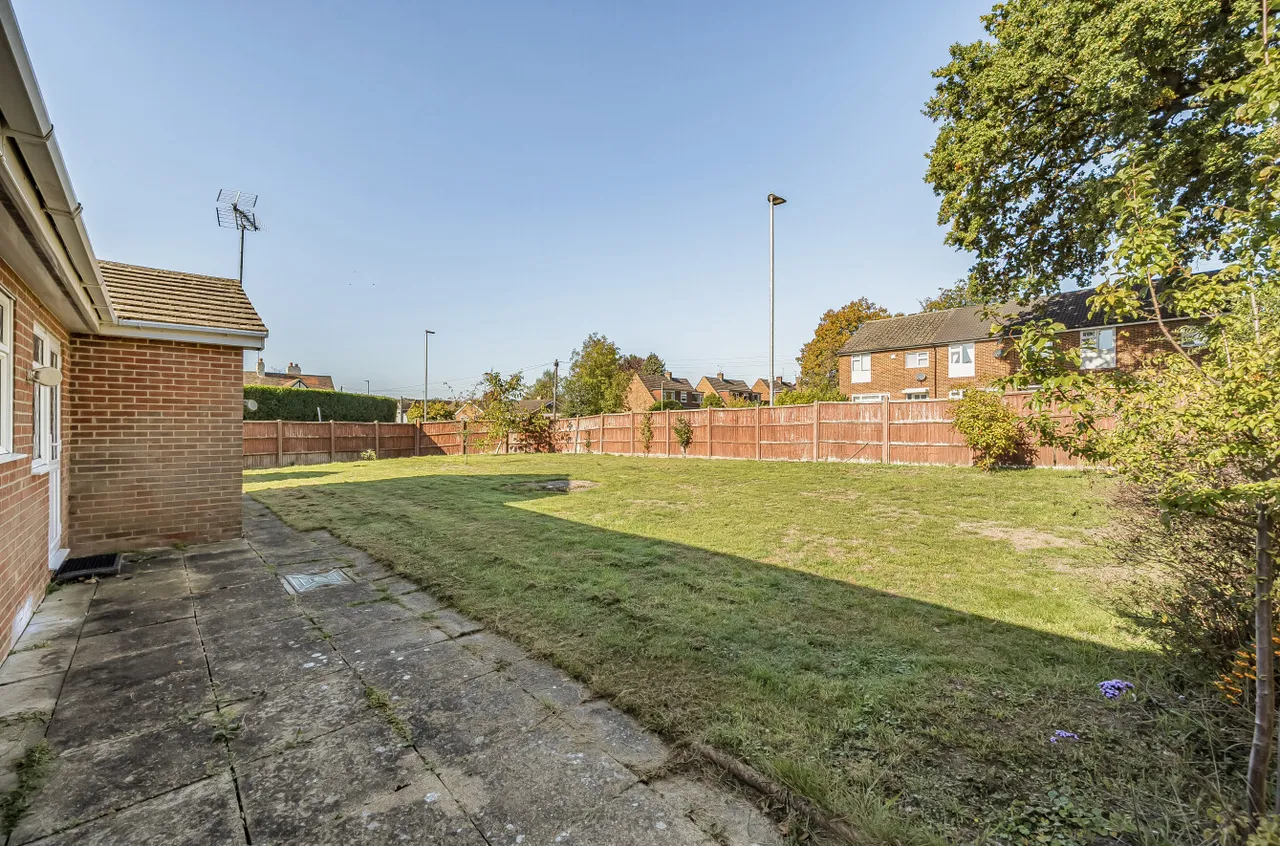 Doles Lane, Wokingham, Berkshire, RG41 4EB, photo 6