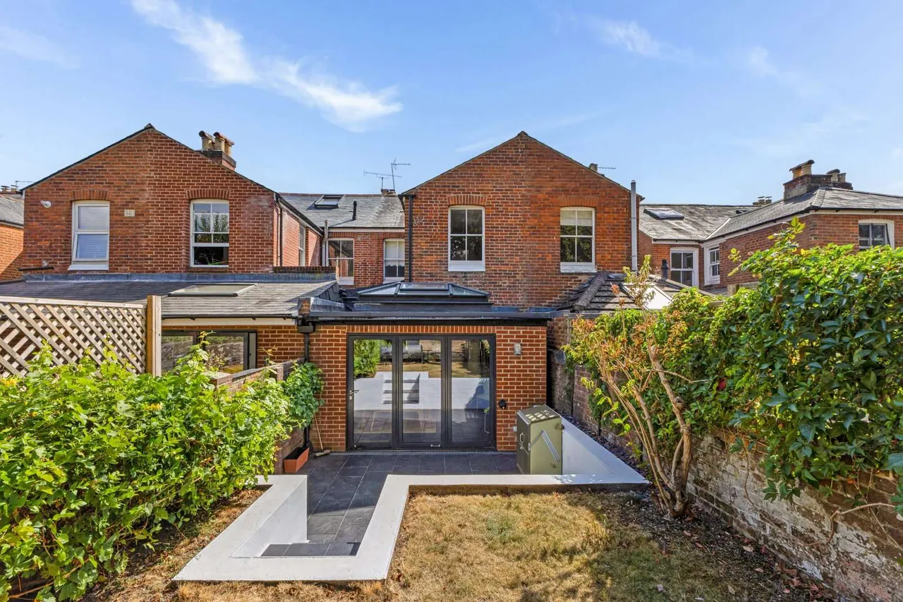 Egbert Road, Winchester, Hampshire, SO23 7EB, photo 12