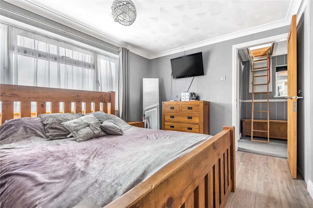 Oxford Way, Hanworth, Middlesex, TW13 6RX, photo 6