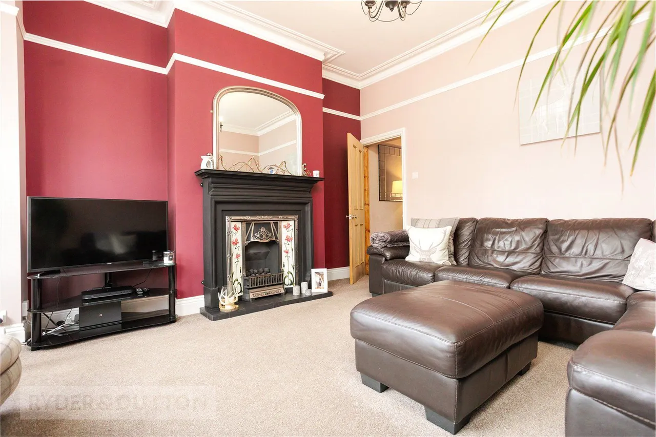 Sandy Lane, Littlemoss, M43, photo 5