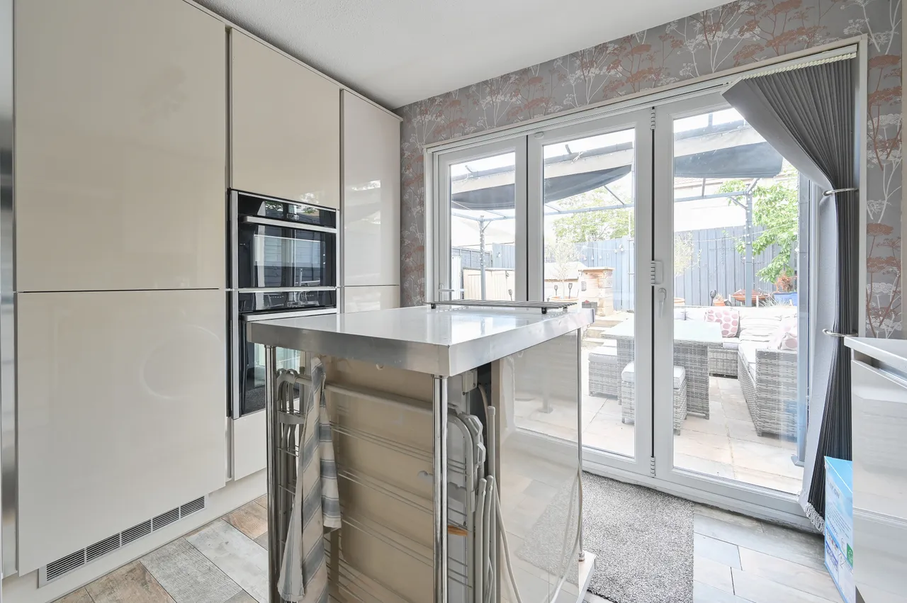 16 Northend, Hemel Hempstead, photo 6