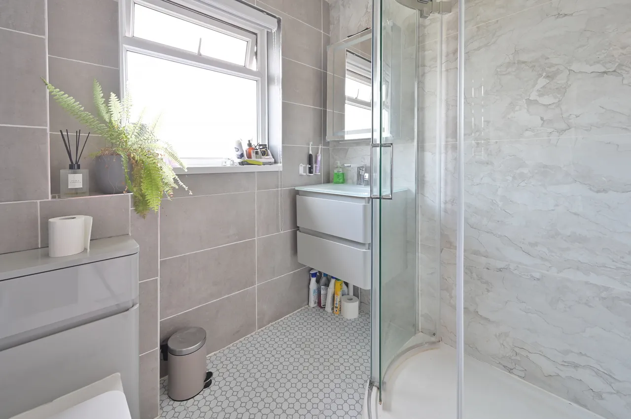 16 Northend, Hemel Hempstead, photo 8