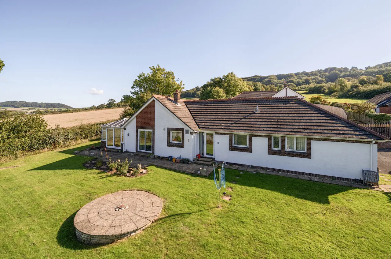 3 bed property for sale — Green Mount, Sidmouth, Devon, EX10