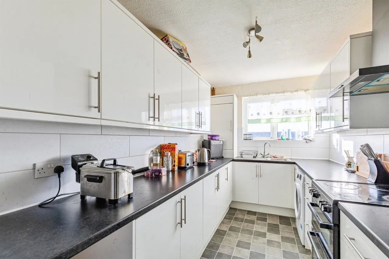 Shakespeare Road, Wellingborough, photo 5