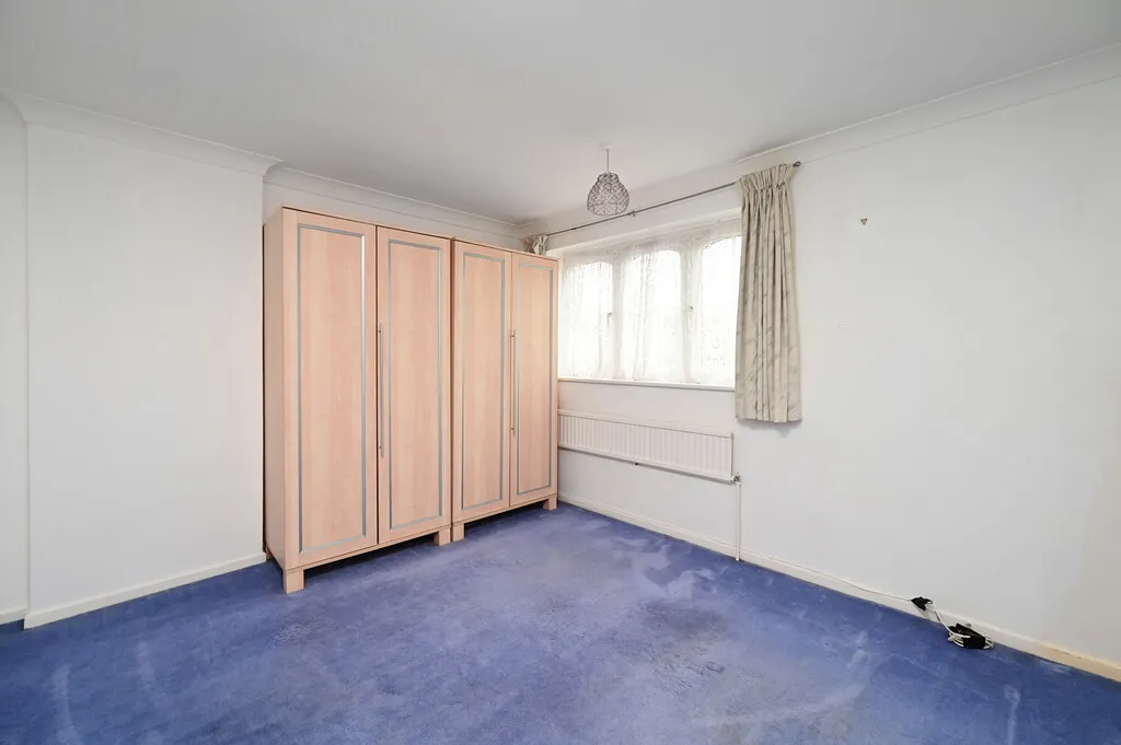 Oak Farm Close, Blackwater, GU17, photo 8