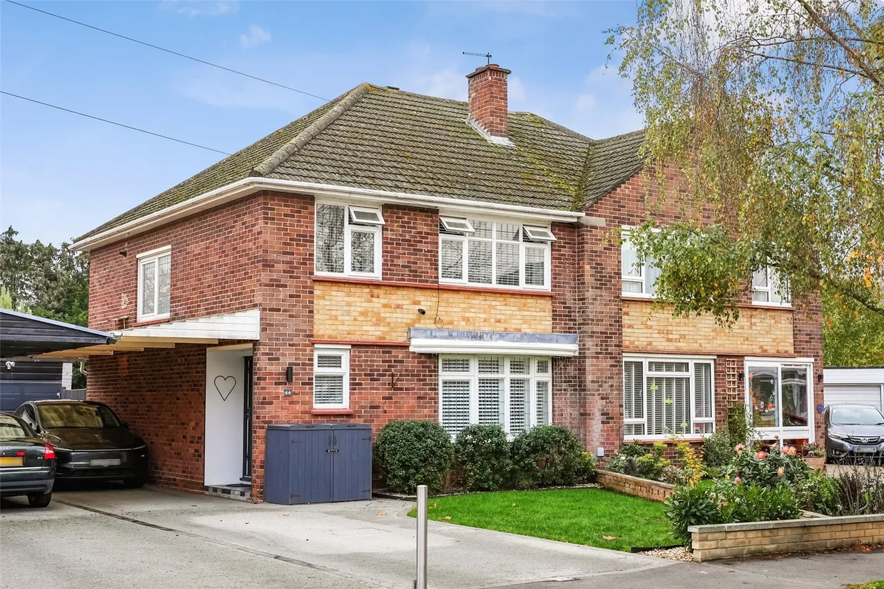 3 bed house for sale — Sunna Gardens, Sunbury, TW16 5EF