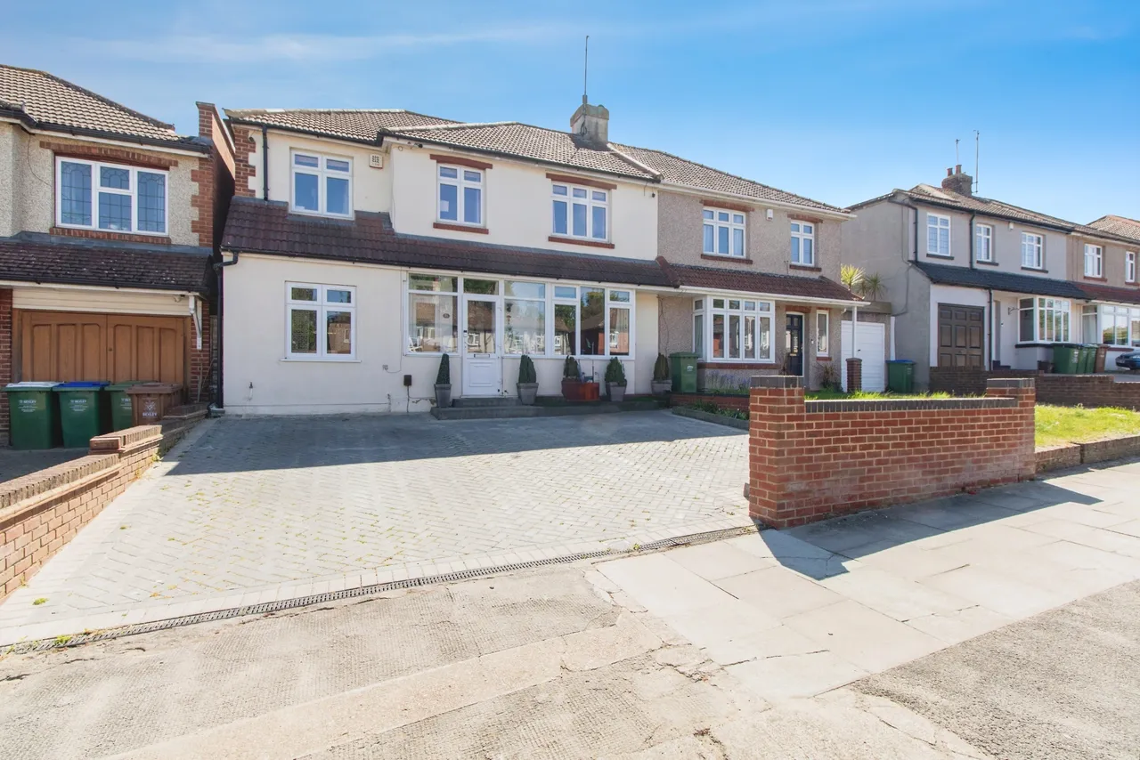 5 bed house for sale — Northall Road, Bexleyheath