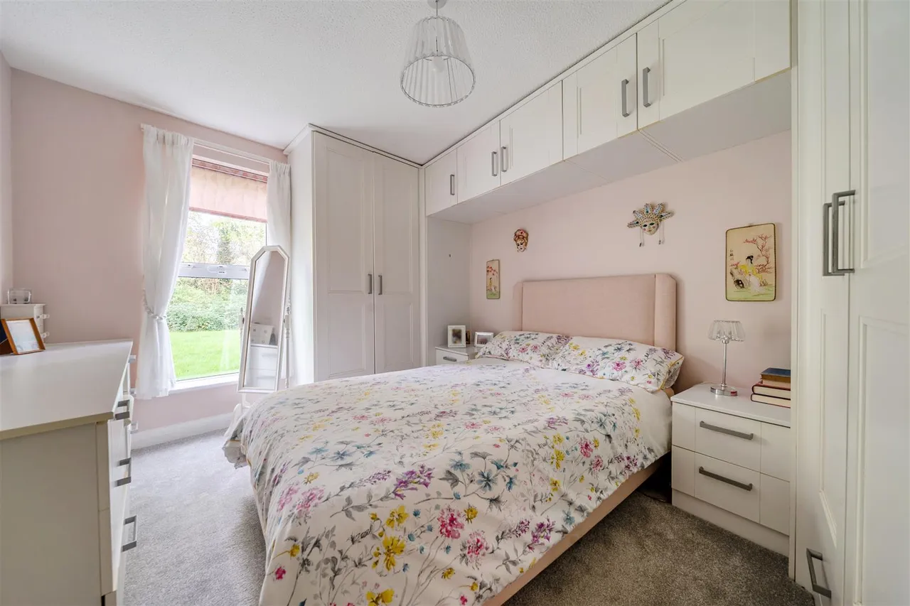 Field View, Chippenham, SN15, photo 6
