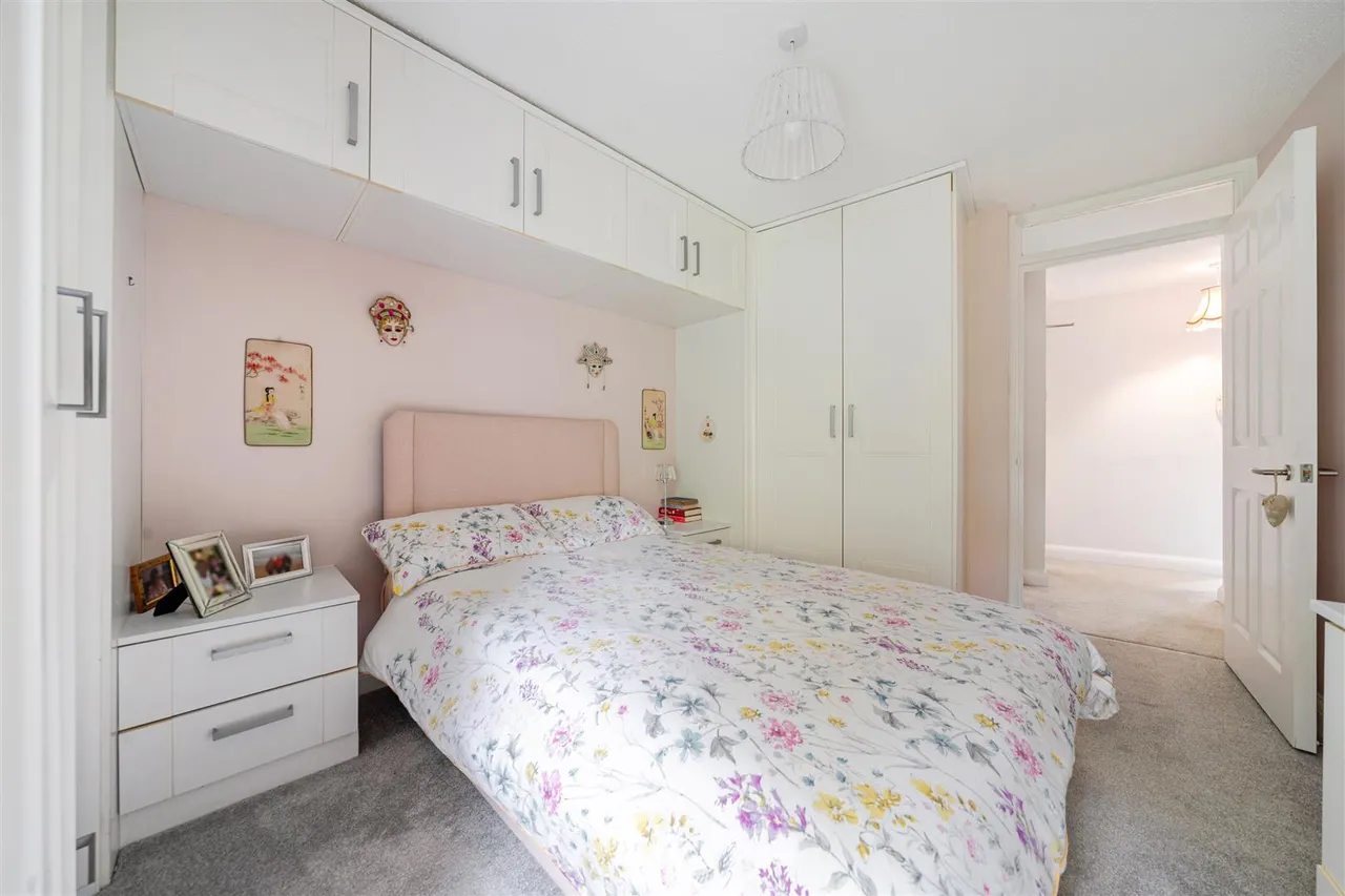 Field View, Chippenham, SN15, photo 7