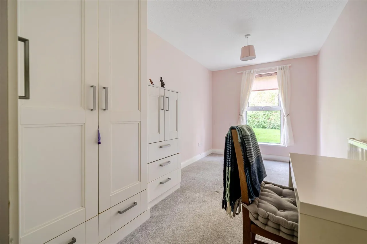 Field View, Chippenham, SN15, photo 9
