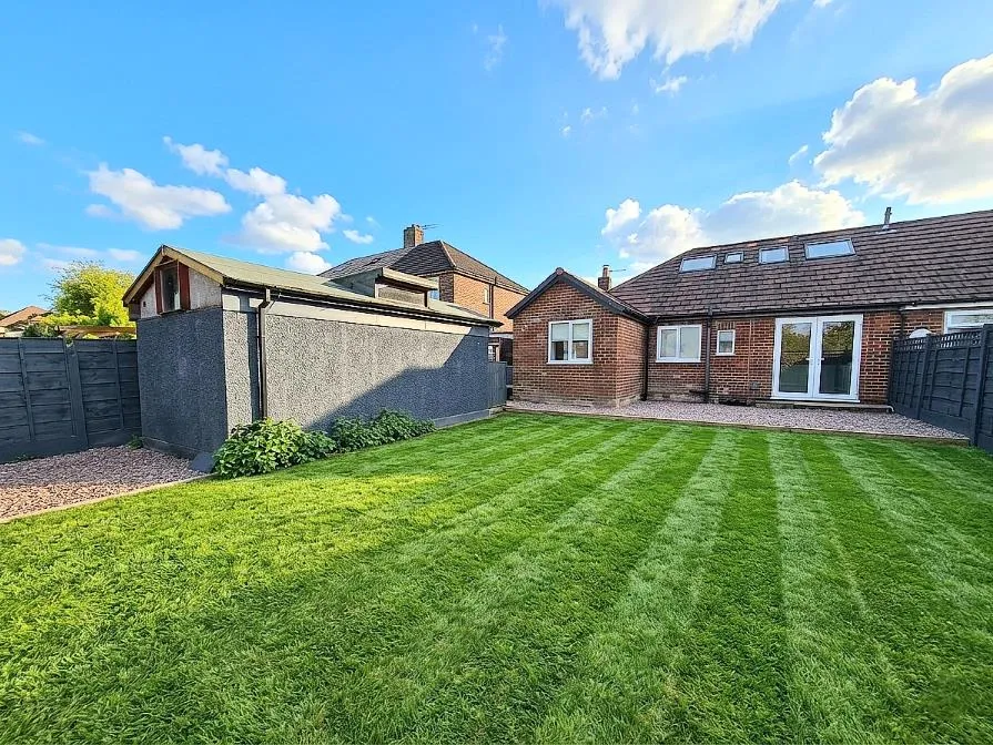 Peakdale Avenue, Heald Green, photo 12