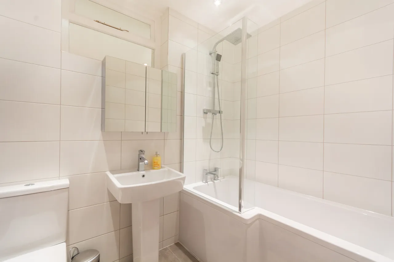 6e Oxford and Cambridge Mansions, Old Marylebone Road, London, photo 7