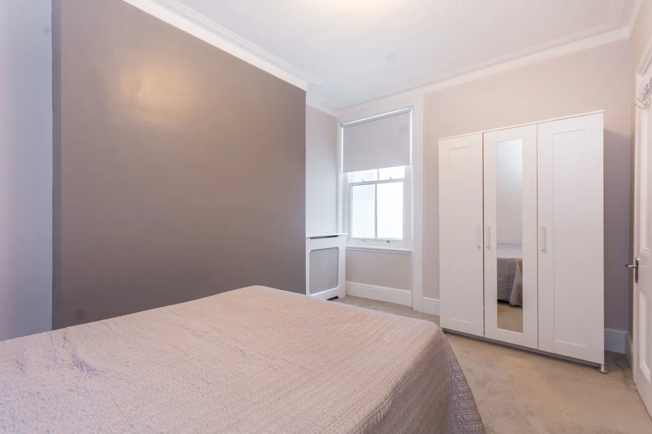 6e Oxford and Cambridge Mansions, Old Marylebone Road, London, photo 5