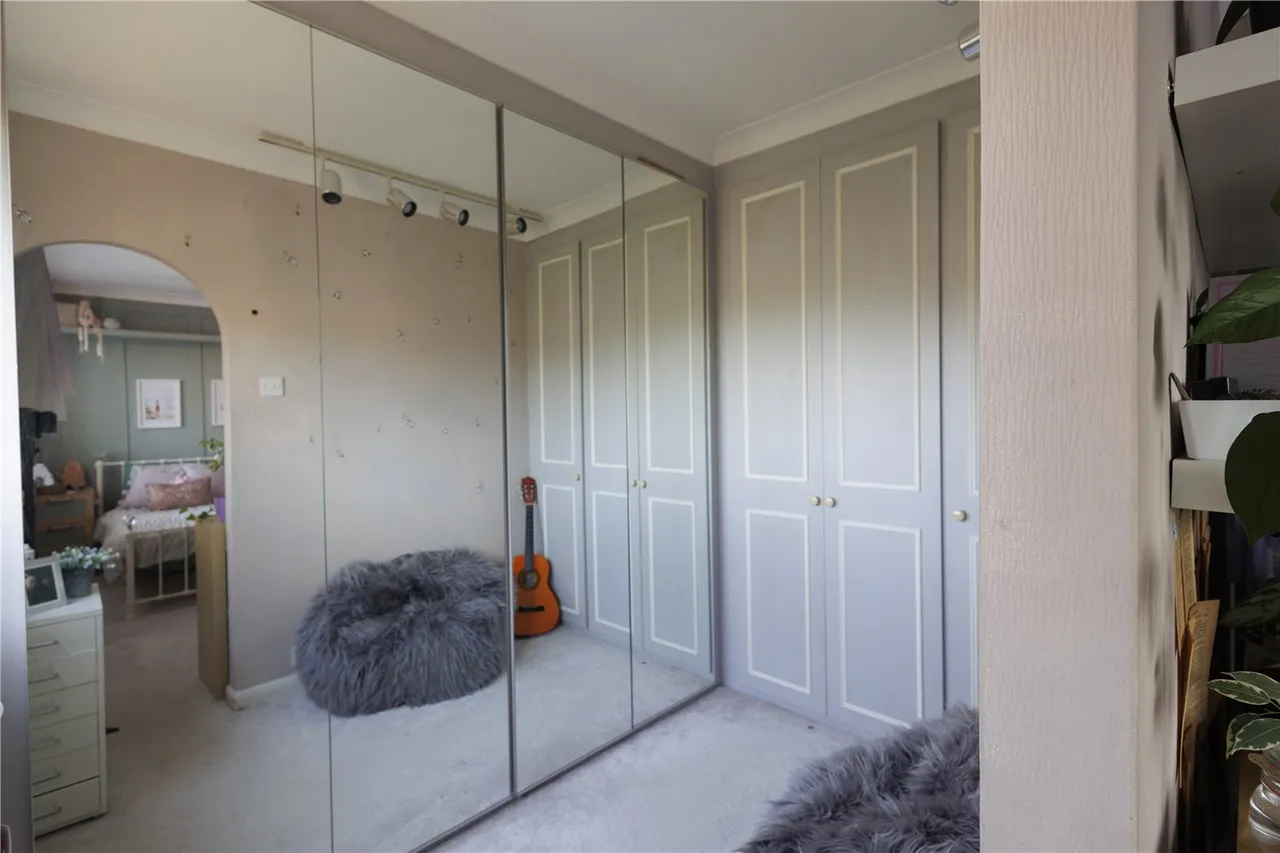 Crawley Hill, Camberley, Surrey, GU15 2DA, photo 16
