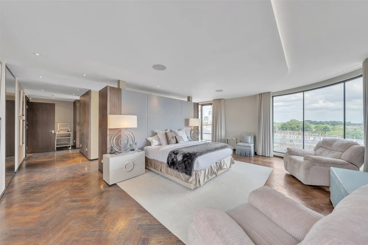 Queens Court, 4-8 Finchley Road, St John's Wood, NW8, photo 10