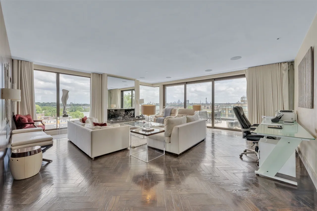 4 bed flat to rent — Queens Court, 4-8 Finchley Road, St John's Wood, NW8