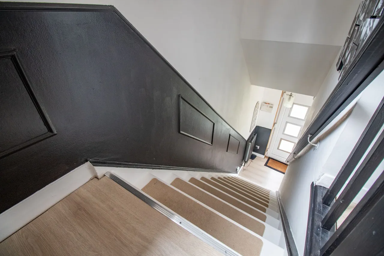 Woodville Court, Broxburn, photo 13