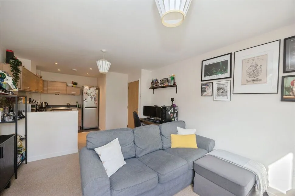 Admiralty Road, Portsmouth, Hampshire, PO1, photo 6