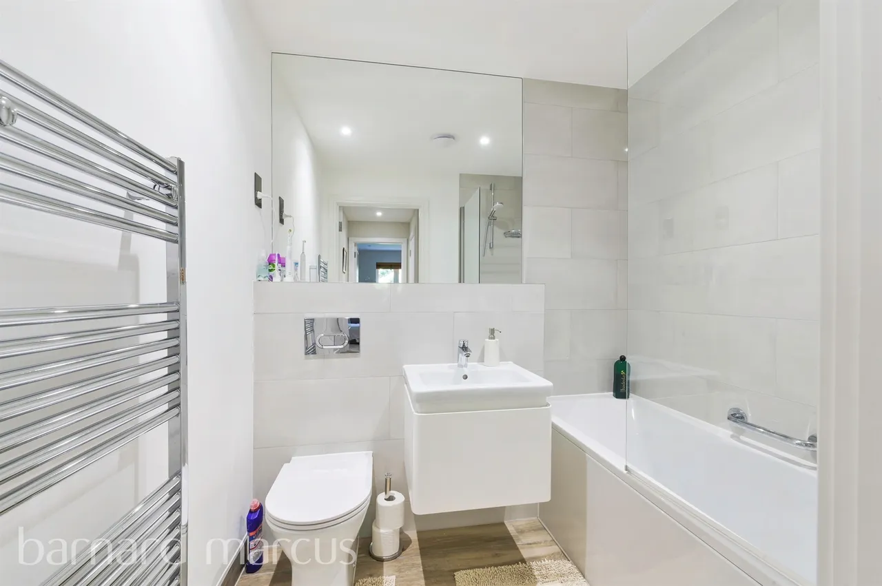Salisbury Road, Worcester Park, KT4, photo 11