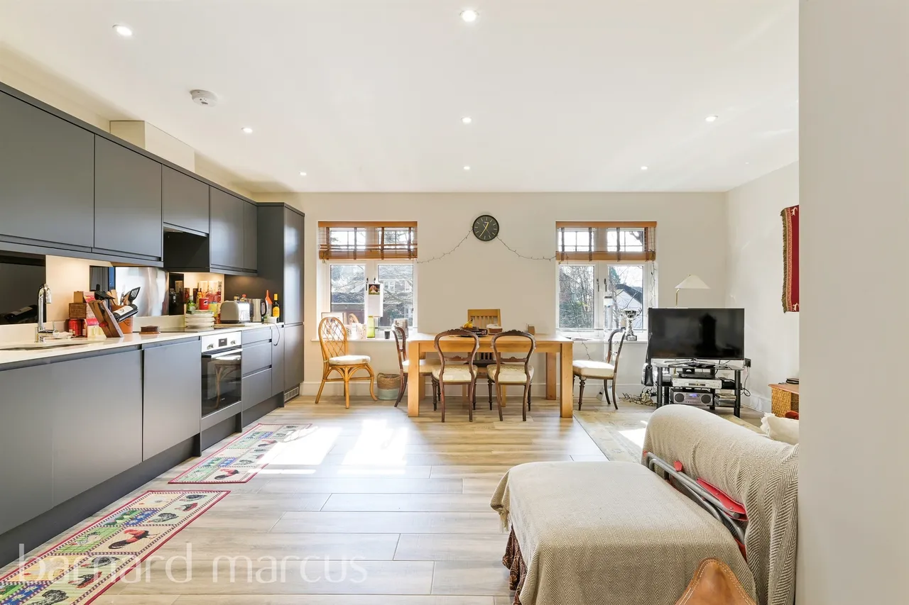 Salisbury Road, Worcester Park, KT4, photo 5