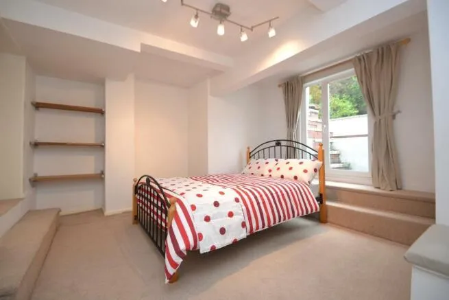 Potternewton Lane, Chapel Allerton, LS7, photo 6