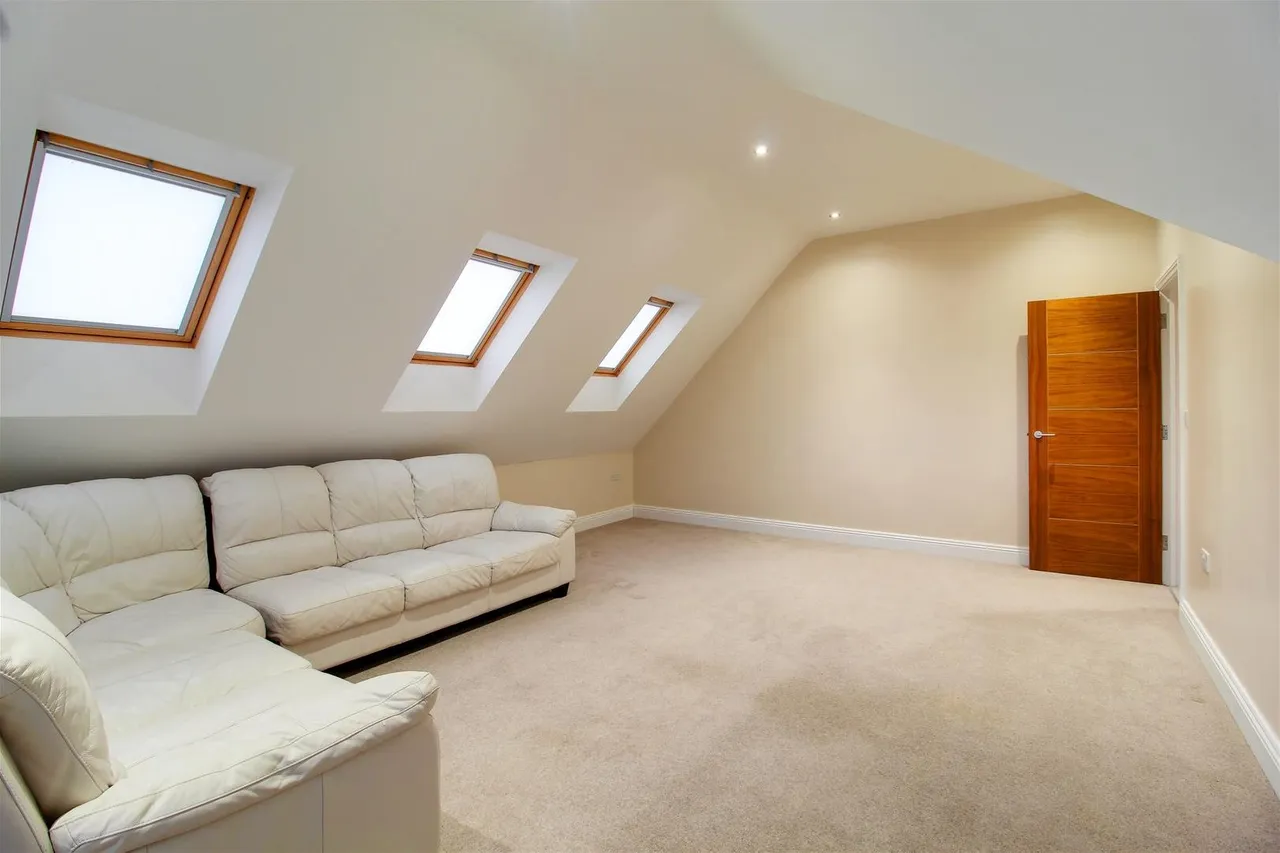Green Close, Brookmans Park, Hertfordshire AL9 7ST, photo 4