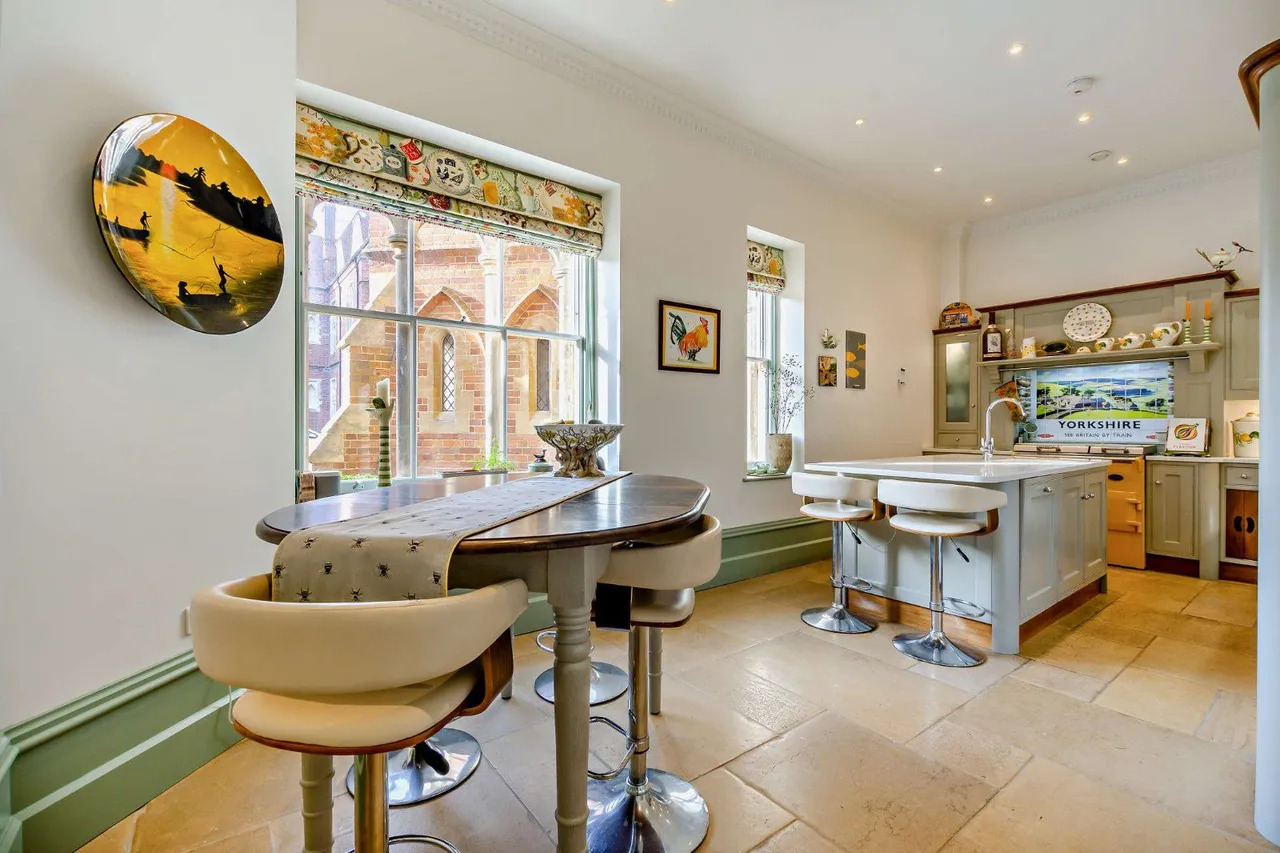 King Edwards Parade, Eastbourne, East Sussex, BN20 7FE, photo 7